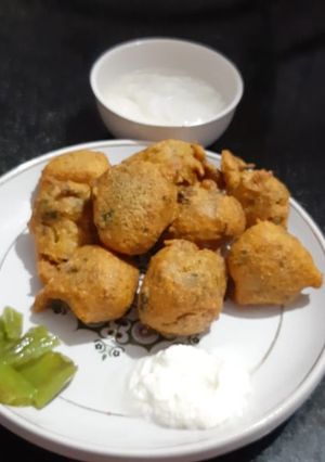ડાકોર ના ગોટા (Dakor gota recipe in Gujarati) રેસીપી મુખ્ય ફોટો