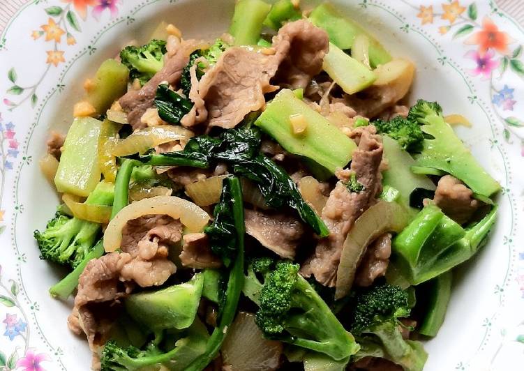 Cah brokoli dan daging sukiyaki