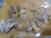 Una foto de contramuslos de pollo olla rápida