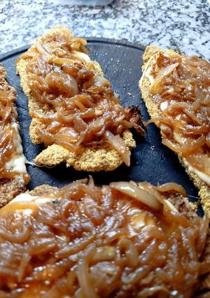 Una foto de Milanesas Caseras Estilo Fugazzeta