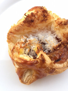 A picture of CNY Nian Guo With Fresh Coconut Puff Pastry.