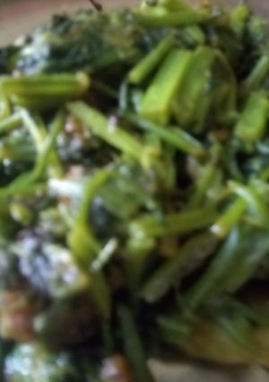 A picture of Spinach  stir fry.