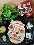 Sushis 🍣, makis, sashimis🧧, soupe miso 🇯🇵