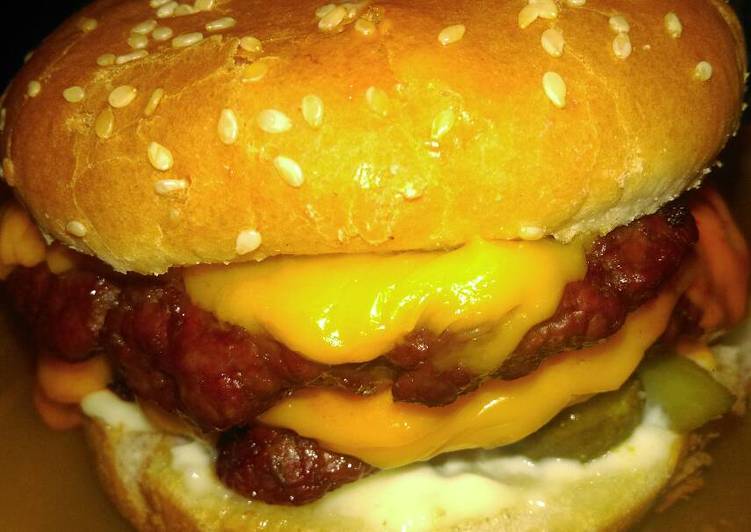 Step-by-Step Guide to Make Ultimate Belly buster burger
