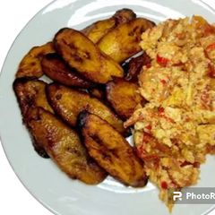 A picture of Plantain and Egg Breakfast Hash.