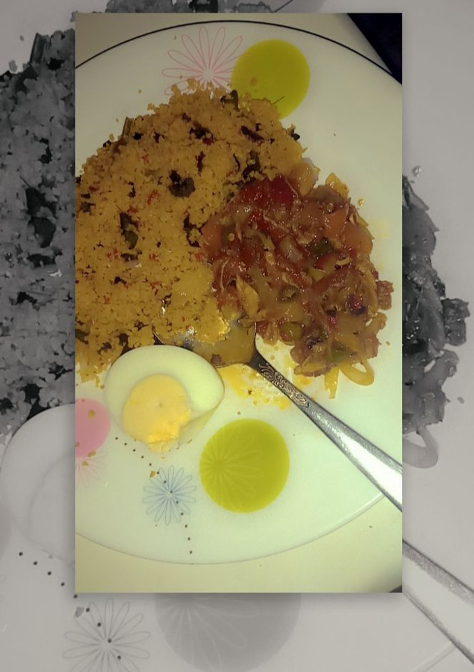 A picture of Couscous with vegetables source.