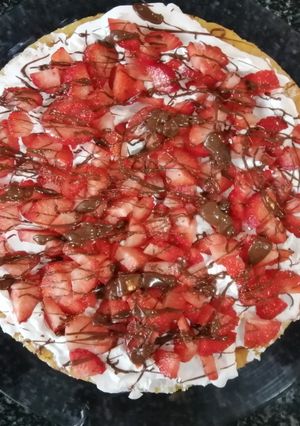 Una foto de Tarta súper rápida de fresas