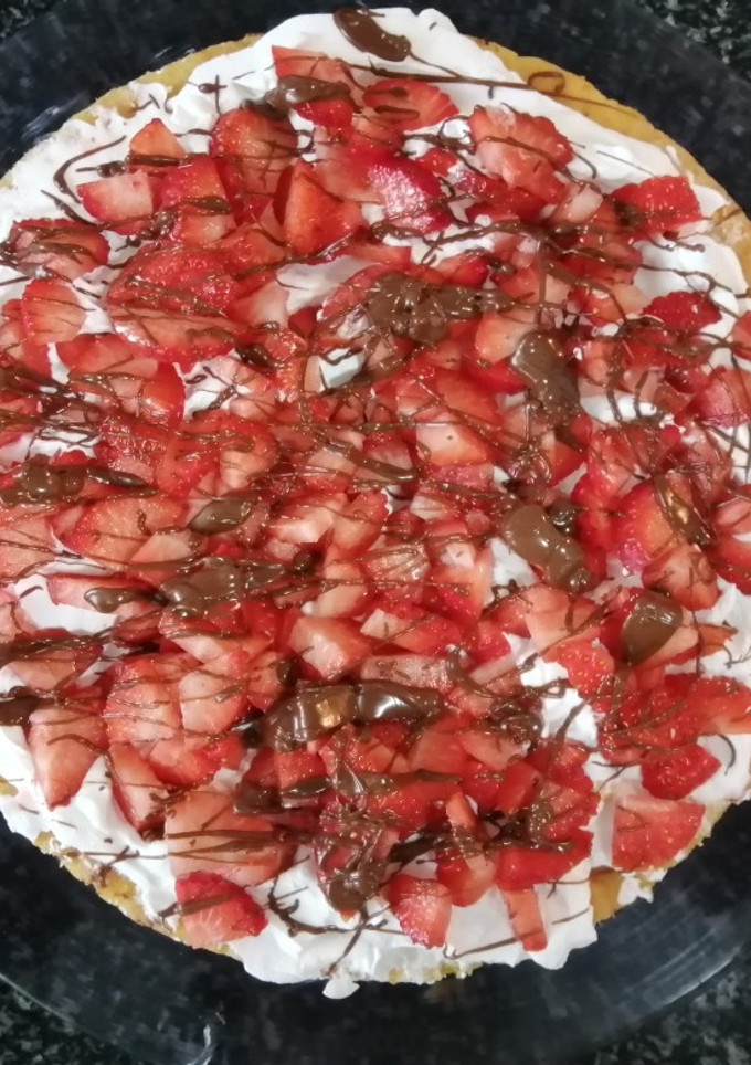 Una foto de Tarta súper rápida de fresas