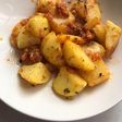 Patatas al ajillo para un aperitivo improvisado,en cinco minutitos
