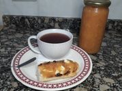 Una foto de mermelada de membrillo