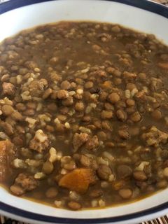 Una foto de Lentejas verdes con arroz 🌱