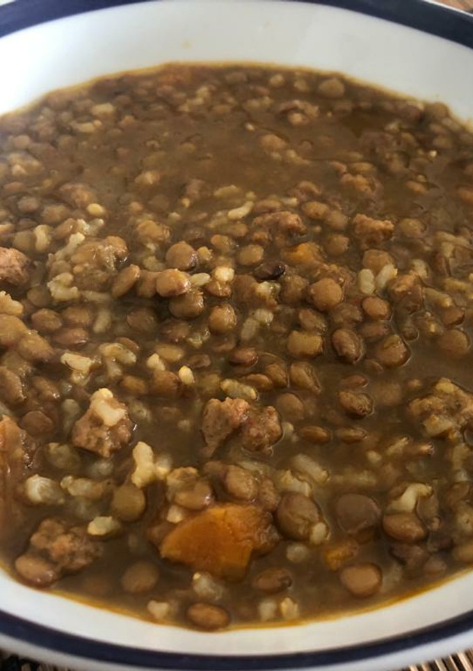 Una foto de Lentejas verdes con arroz 🌱
