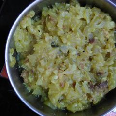 A picture of Lau Ghonto (Bottle Gourd Curry).