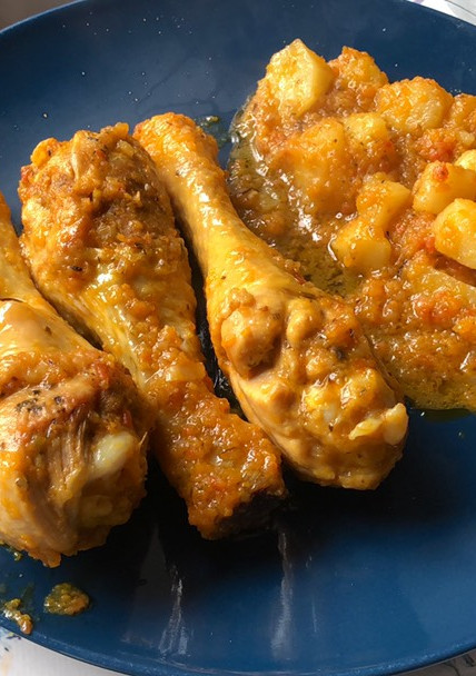 Una foto de Muslitos de pollo a la cerveza