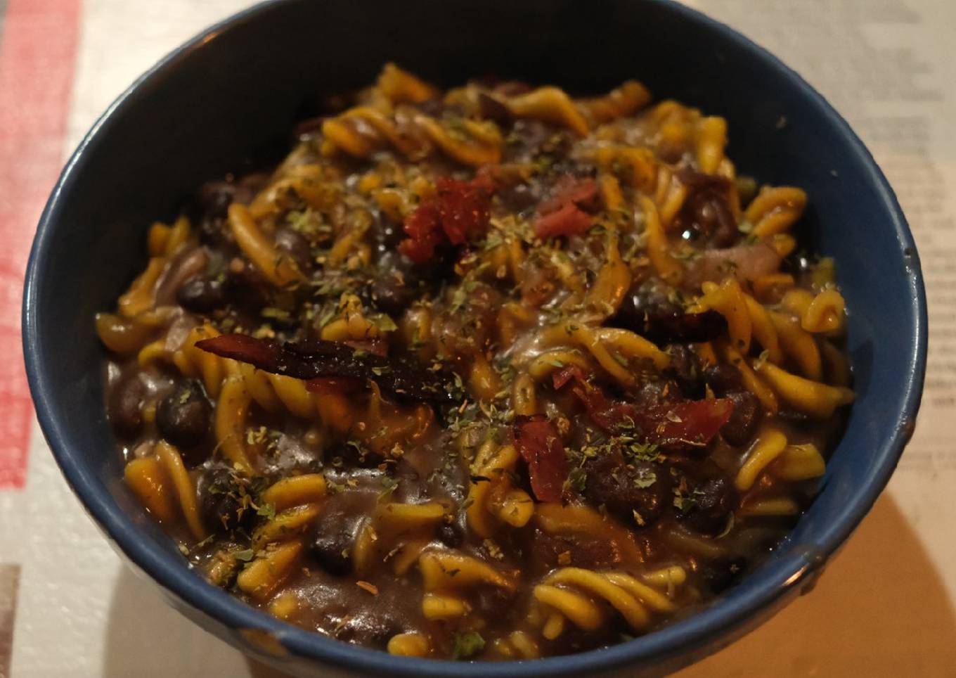 Black/white bean pasta
