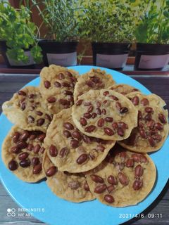 Foto resep Peyek Kacang Tebal Tetap Renyah