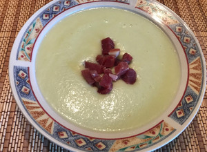 Foto principal de Crema de melón, pepino y aguacate