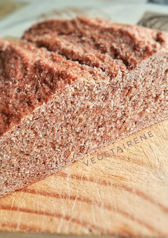 Una foto de Hogaza de pan de trigo 100% integral