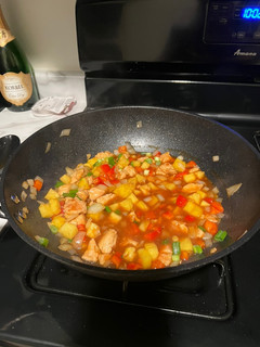 A picture of Pineapple Chicken Stir Fry.