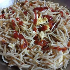 A picture of Egg chowmin.