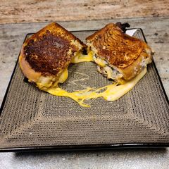 A picture of Disneyland Grilled Cheese.