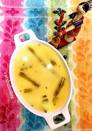 A picture of Shevgyachi Kadhi (Drumstick beans Kadhi).