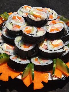 Hình của món Kimbap Hàn Quốc.