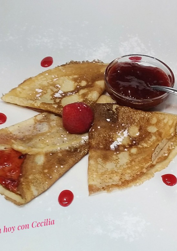 Una foto de Crepe de mermelada de fresa 😋