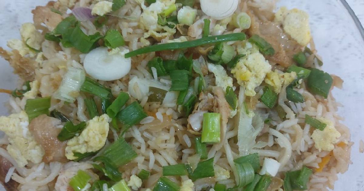 Chicken egg fried rice with noodles Recipe by Nargis shaikh Shaukat