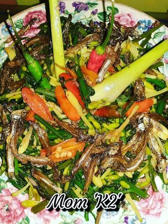 Langkah Mudah untuk Menyiapkan Resep OSENG PEDAS MIX BUNGA PEPAYA,KANGKUNG DAN PAKIS yang Menggugah Selera Anti Ribet, Lezat