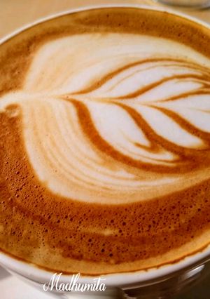 A picture of Dalgona Coffee.