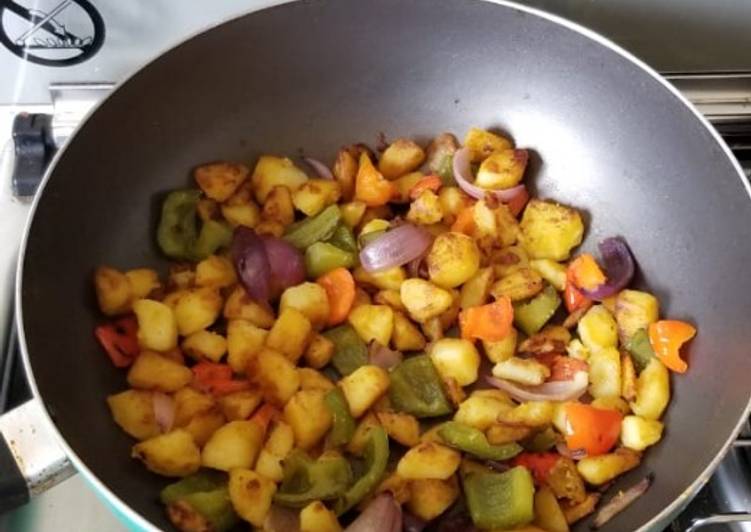 Simple Way to Make Awsome Potato Bell Pepper Fried Potatoes Cooking Basics for Beginners
