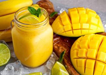 Easiest Way to Prepare Delicious Larissas Fresh Tumeric And Mango Lassi Smoothie