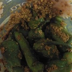 A picture of Green chilli pickle.
