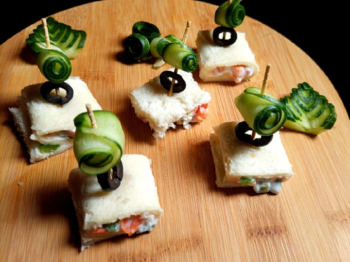 Easy Ways Make Recipes Carrot and cucumber bread rolls the So Delicious Appealing.