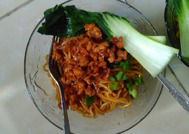 Resep Mie yamin manis home made Anti Gagal