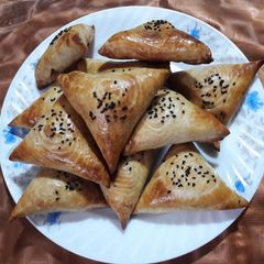 Ozbek Samosas A picture of Ozbek Samosas.