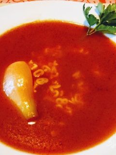 Paradicsomleves betűtésztával recept fotója
