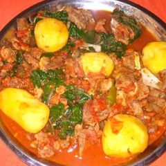 Beef stew with potatoes 😊 A picture of Beef stew with potatoes 😊.