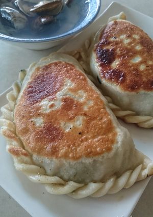 韭菜盒子 的食譜成品照片