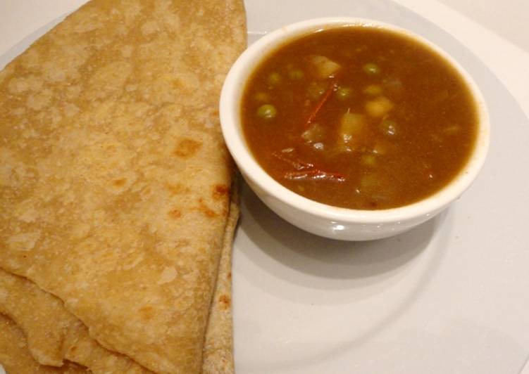Step-by-Step Guide to Prepare Favorite Peas n Potato Curry