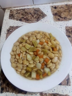 Una foto de Cazuela de porotos de manteca con verduras