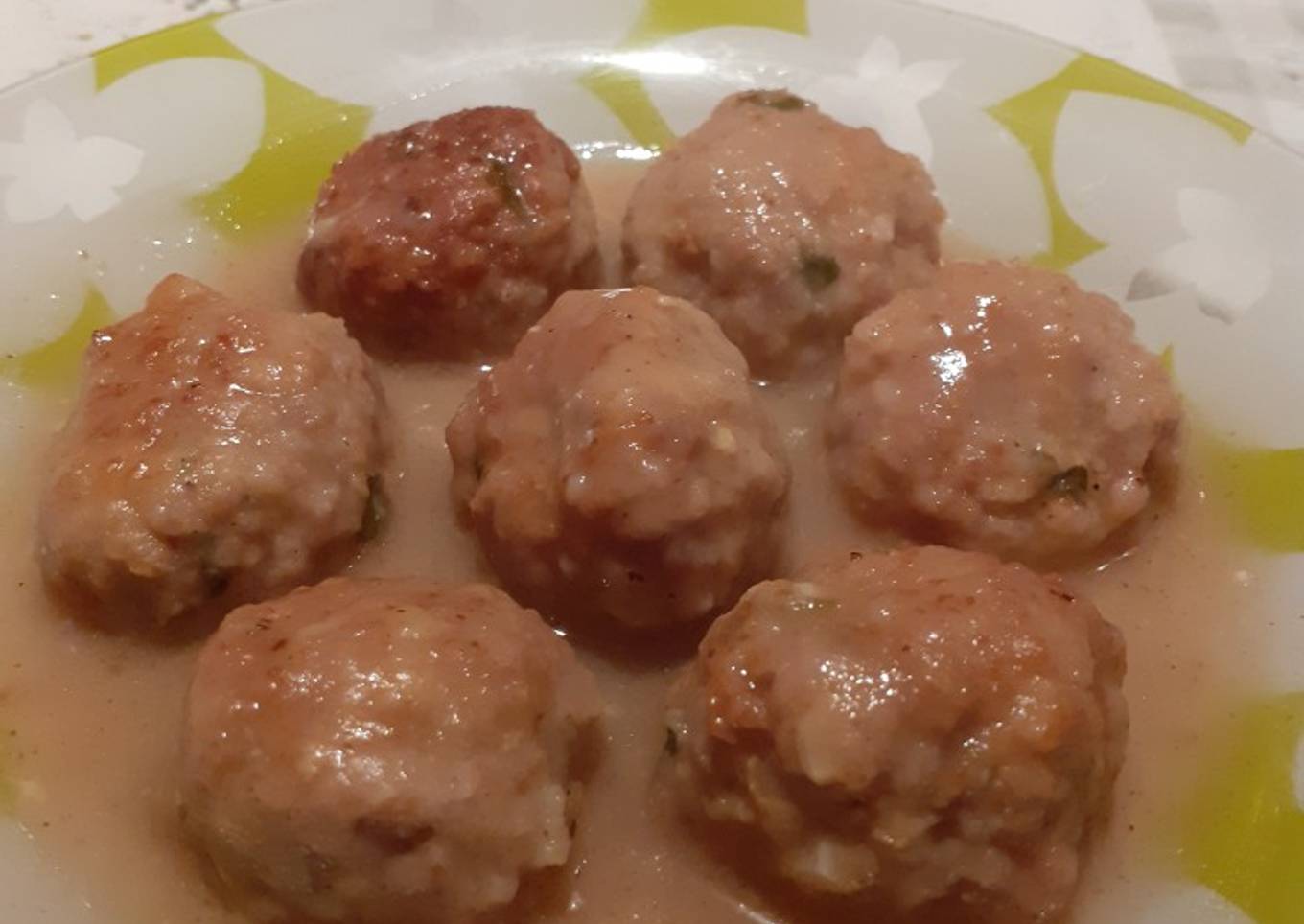 Albóndigas en salsa