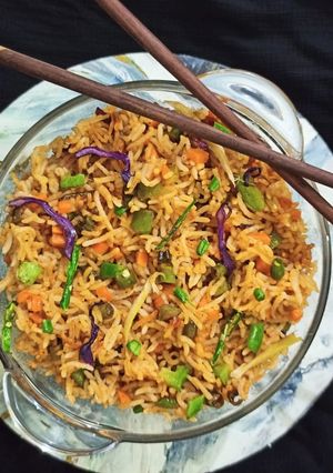 फ्राइड राइस (fried rice in recipe hindi) रेसिपी मुख्य फोटो