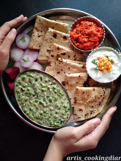 मेथी मटर मलाई (methi matar malai recipe in Hindi) रेसिपी मुख्य फोटो