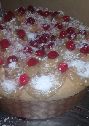 Una foto de Rosca integral con pastelera de limón y mascabo🍋🍋!!!