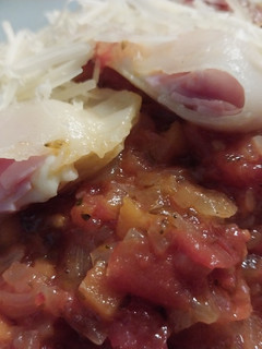 Una foto de Bocconcini de muzzarella y jamón. Pasta rellena