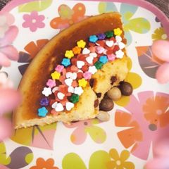 A picture of Raisin cake.