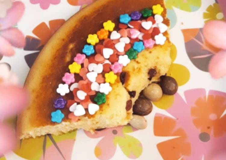 Simple Way to Make Favorite Raisin cake