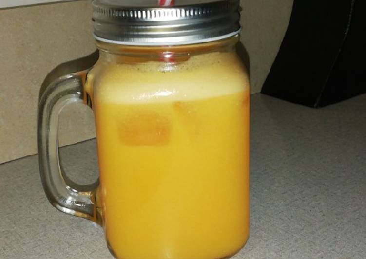 Freshly squeezed orange and ginger juice